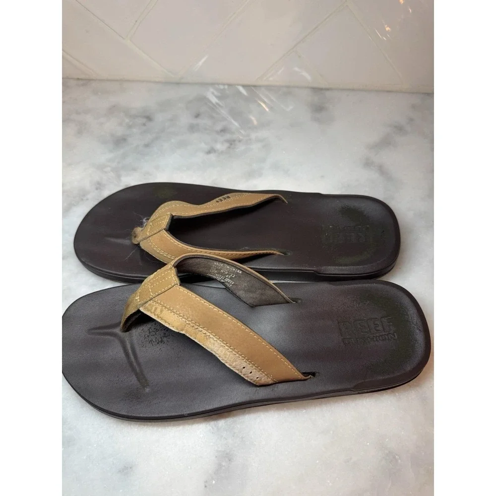 REEF Cushion Men's 12 Brown Leather Flip Flops Comfort Sandals